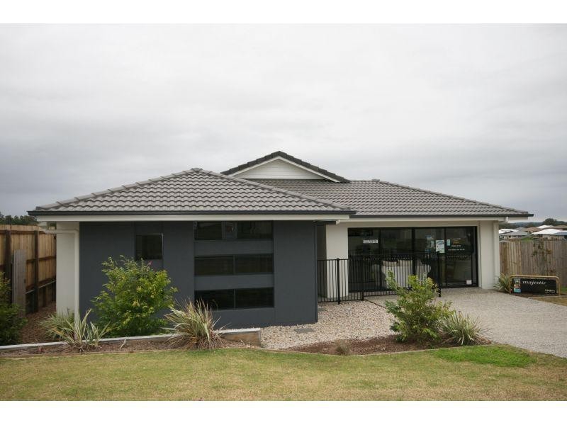 14  Majestic Place, Jones Hill QLD 4570