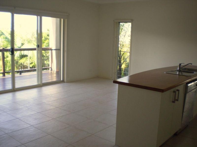 2/44 Ventura Street, Sunrise Beach QLD 4567