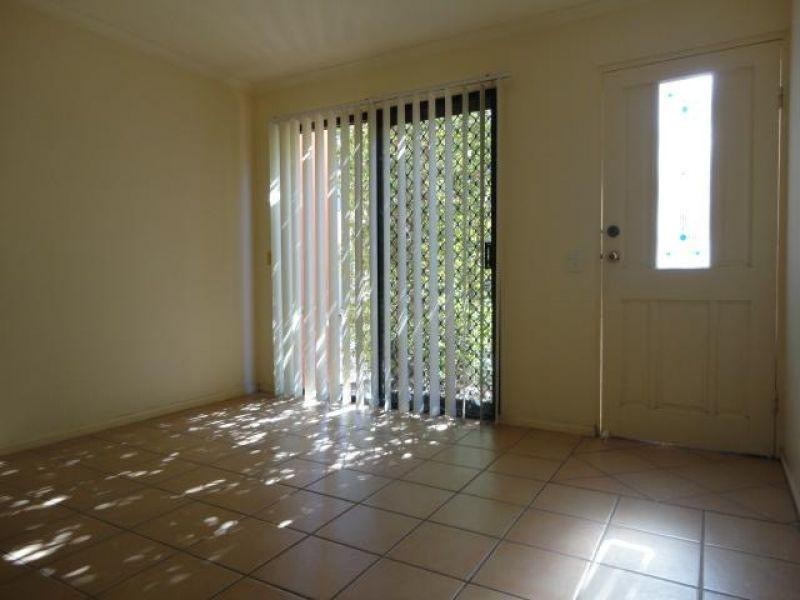 4/3 Lipton, Sunrise Beach QLD 4567