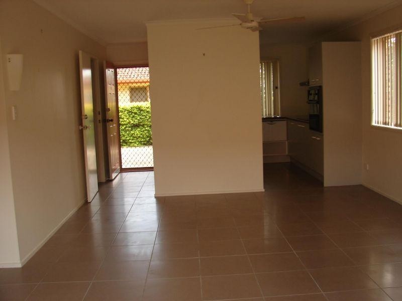 2/5 Ramilles Street, Mount Coolum QLD 4573