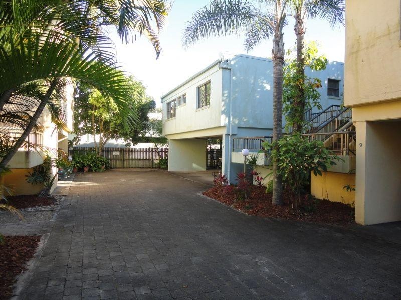 3/6 Sydney Street, Tewantin QLD 4565