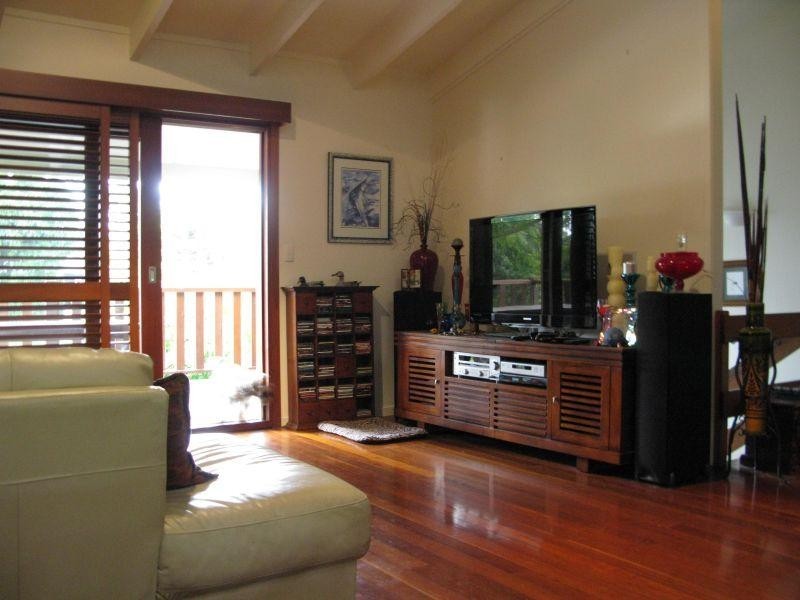 5 Lakeview Drive, Tewantin QLD 4565