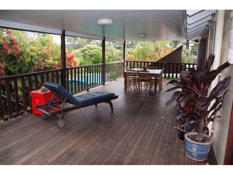 5 Lakeview Drive, Tewantin QLD 4565