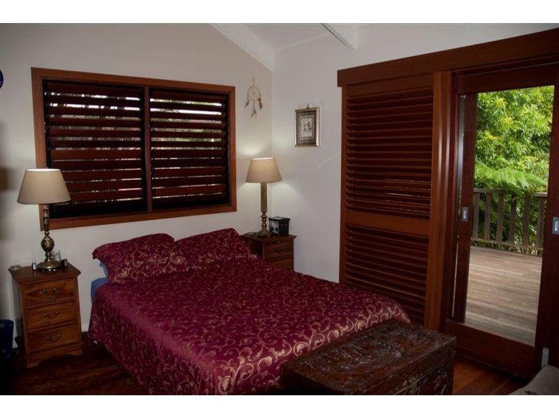 5 Lakeview Drive, Tewantin QLD 4565