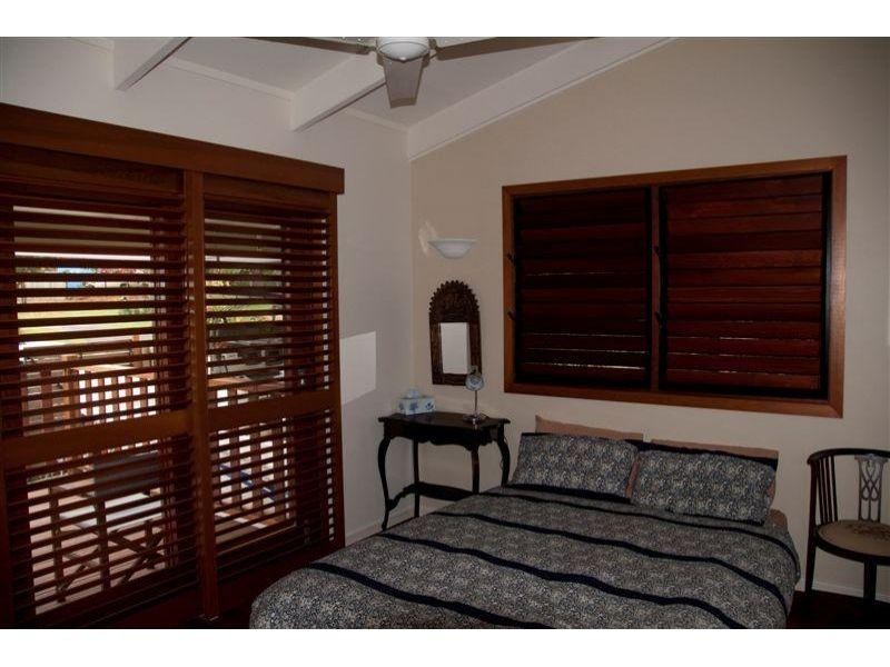 5 Lakeview Drive, Tewantin QLD 4565