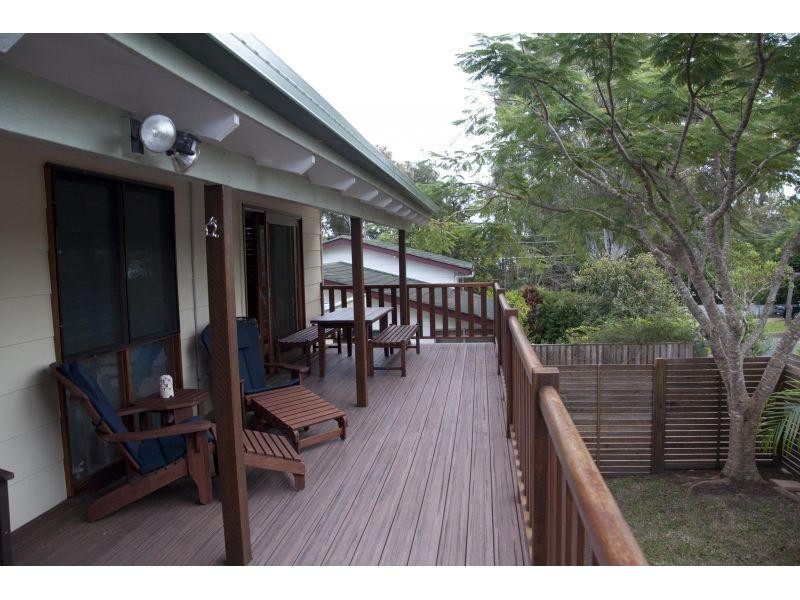5 Lakeview Drive, Tewantin QLD 4565