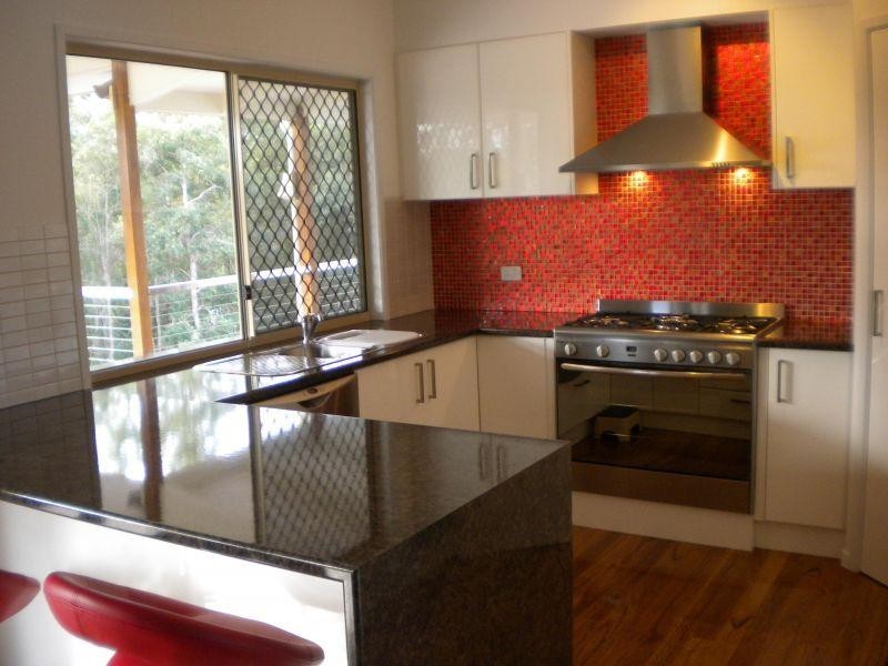 18 Bethongabel Court, Southside QLD 4570