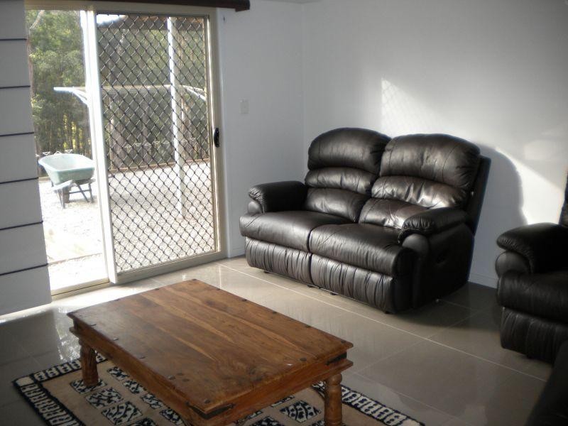 18 Bethongabel Court, Southside QLD 4570