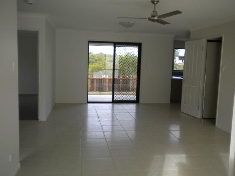 1/23 Federation Court, Southside QLD 4570