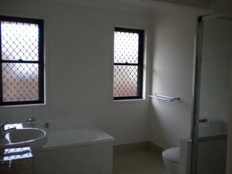 1/23 Federation Court, Southside QLD 4570