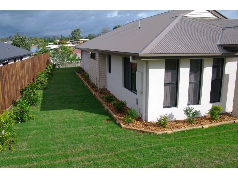 5 Parkview Close, Southside QLD 4570