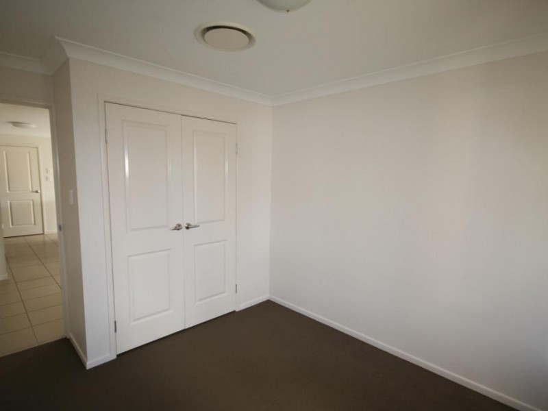 5 Parkview Close, Southside QLD 4570