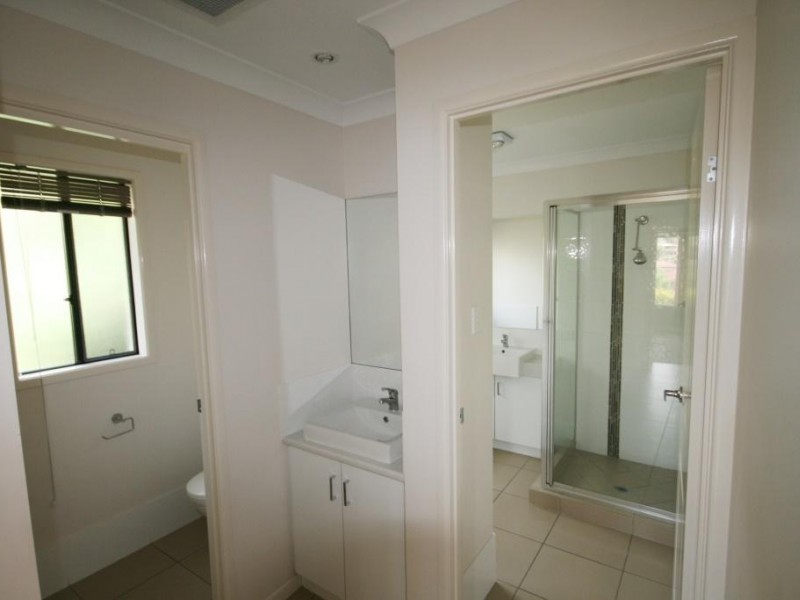 5 Parkview Close, Southside QLD 4570