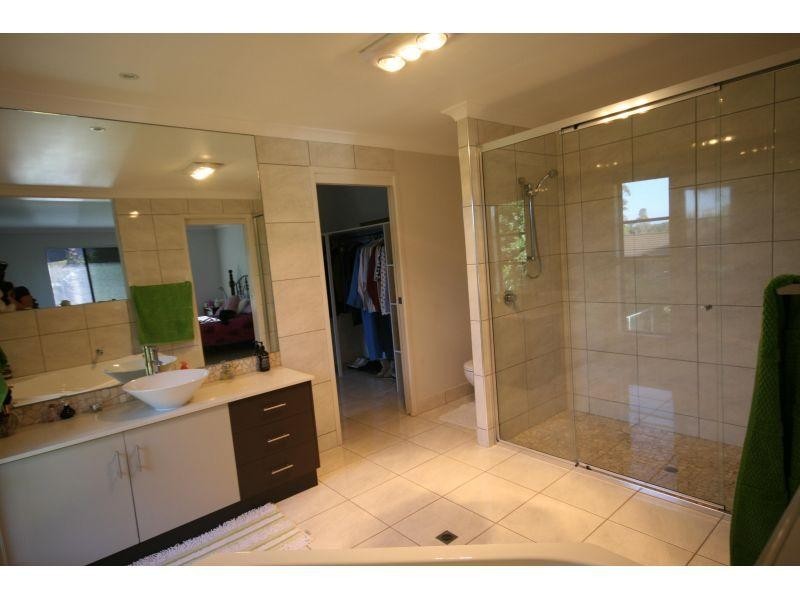 26 Emerald Drive, Southside QLD 4570