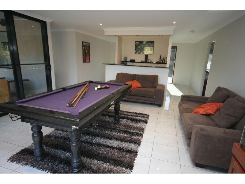 26 Emerald Drive, Southside QLD 4570