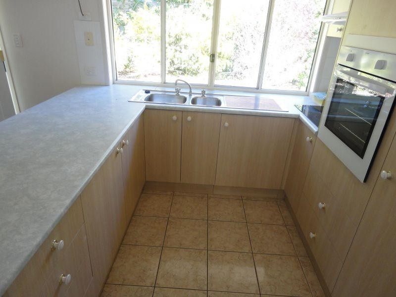 8 Moonbeam, Castaways Beach QLD 4567