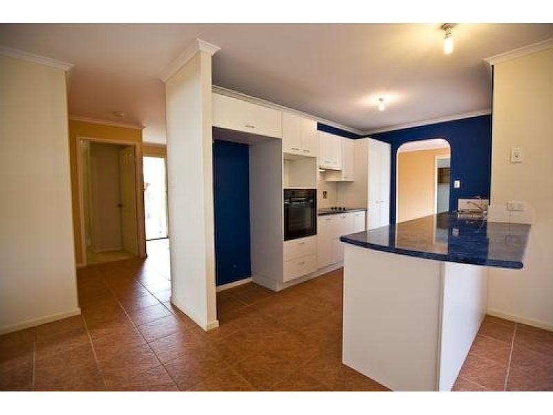 5 Bushland Drive, Southside QLD 4570
