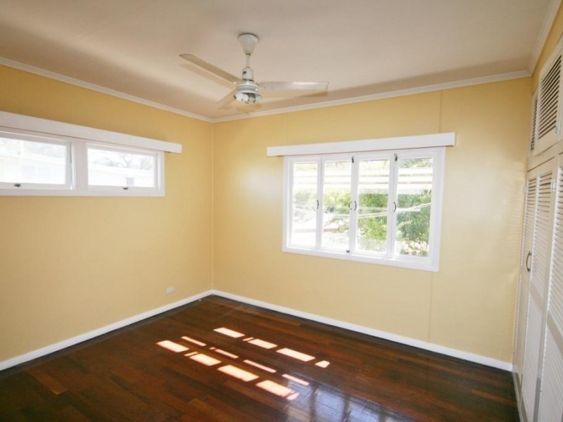 42 Oak Street, Gympie QLD 4570