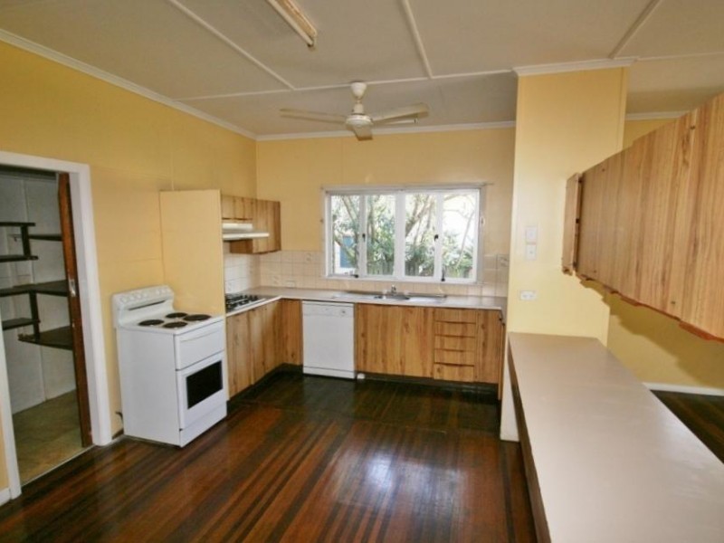 42 Oak Street, Gympie QLD 4570