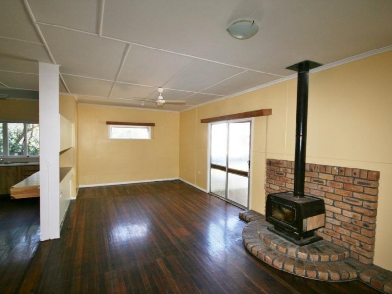 42 Oak Street, Gympie QLD 4570