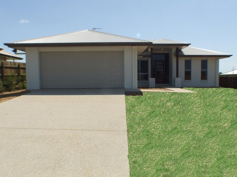 79 Gympie View Drive, Southside QLD 4570