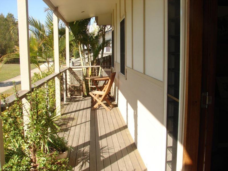 42 Lakedrive Crescent, Marcoola QLD 4564