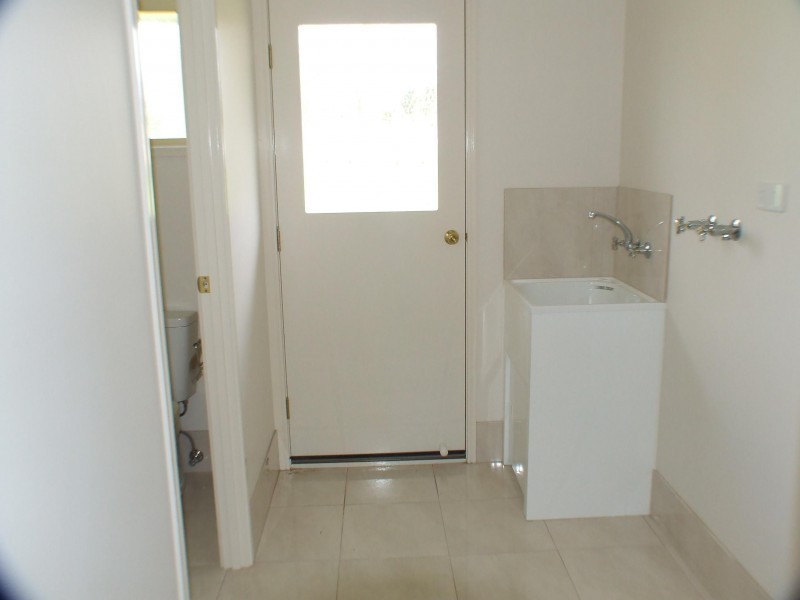 5 Decker Place, Southside QLD 4570
