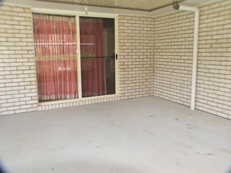 5 Decker Place, Southside QLD 4570