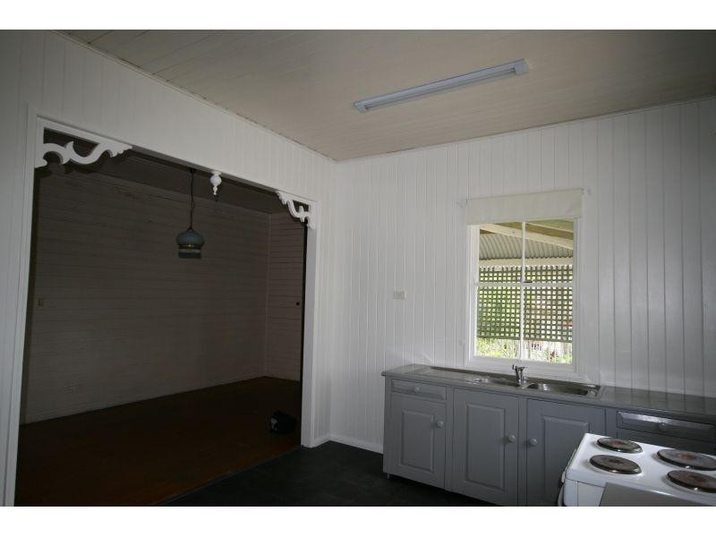 22 Caledonian Hill, Gympie QLD 4570