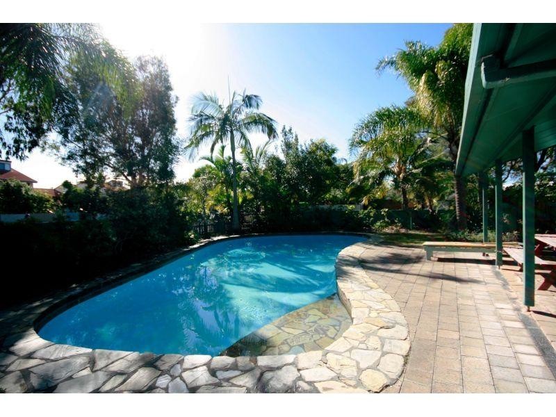 4/2 Dolphin Crescent, Noosaville QLD 4566