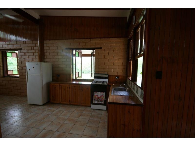 69 Gambling Rd, Veteran QLD 4570