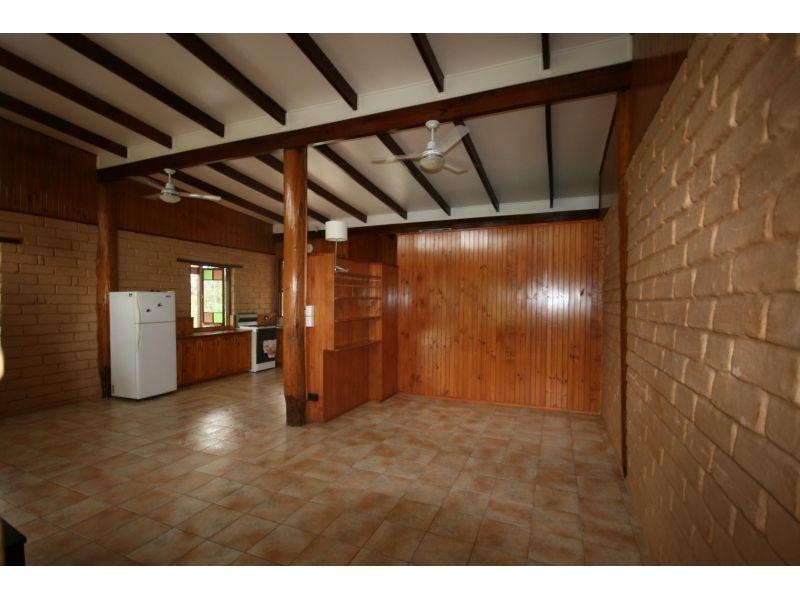 69 Gambling Rd, Veteran QLD 4570