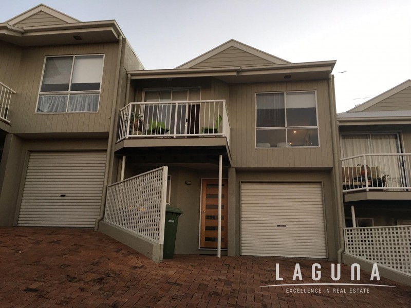 2/69 Southern Cross Parade, Sunrise Beach QLD 4567