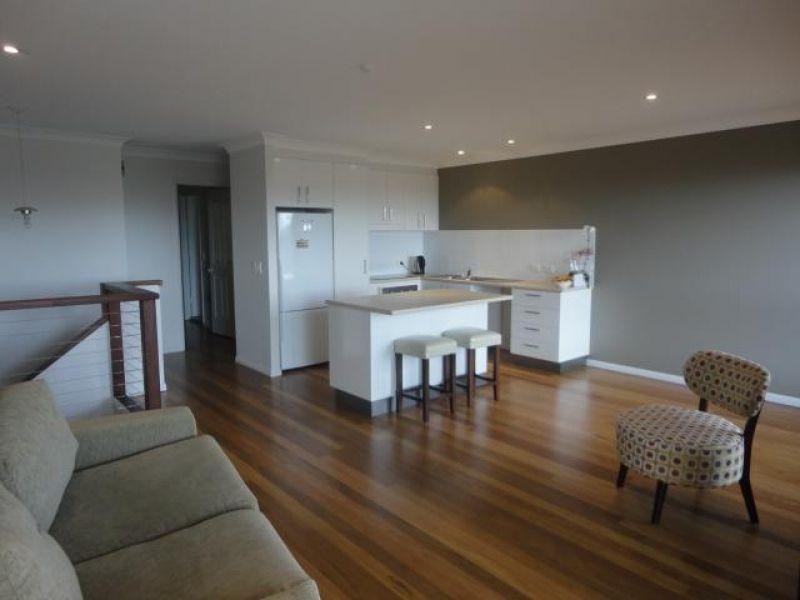 2/69 Southern Cross Parade, Sunrise Beach QLD 4567