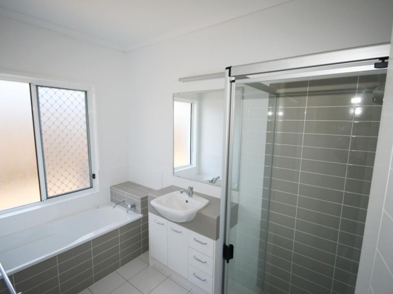 3 Presidential Avenue, Jones Hill QLD 4570