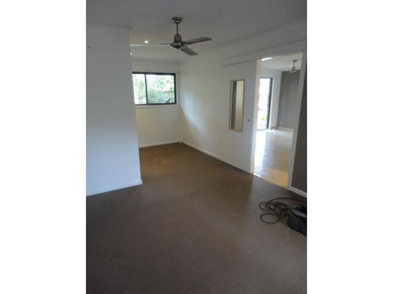 2/22 Nannygai, Noosaville QLD 4566