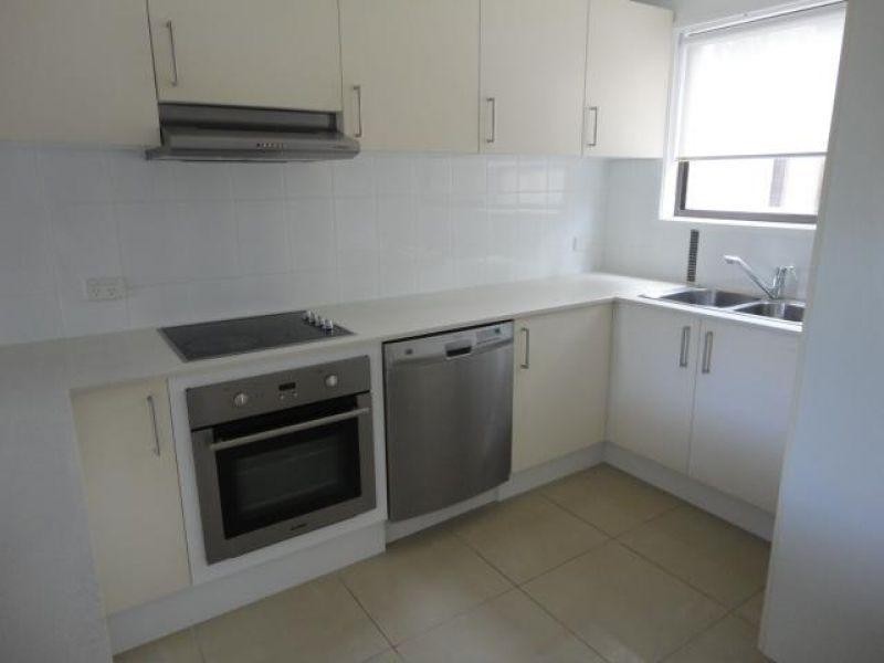 2/22 Nannygai, Noosaville QLD 4566