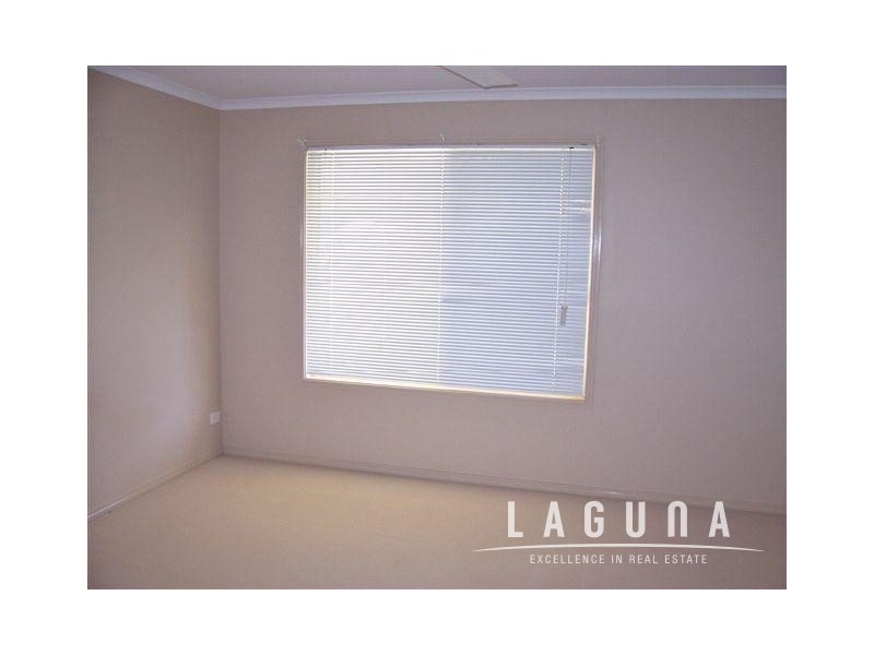 16 Decker Place, Southside QLD 4570