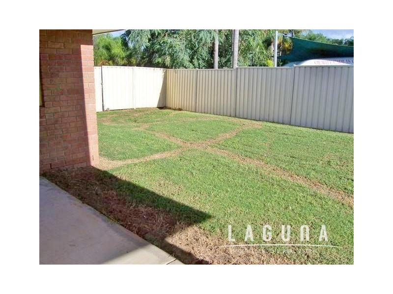 16 Decker Place, Southside QLD 4570