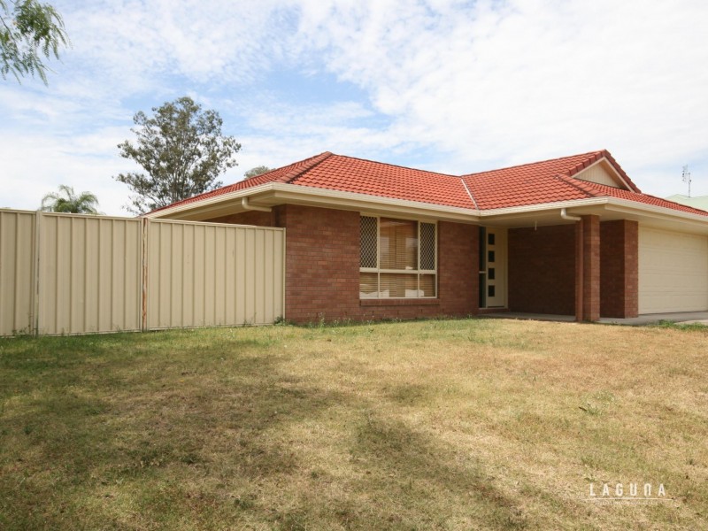16 Decker Place, Southside QLD 4570