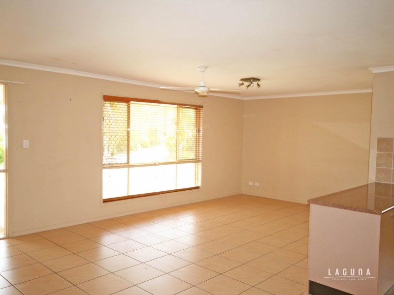 16 Decker Place, Southside QLD 4570