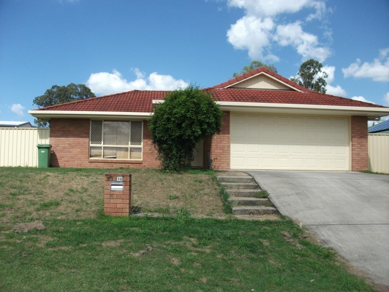 16 Decker Place, Southside QLD 4570