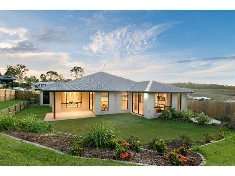 24 Premier Avenue, Jones Hill QLD 4570