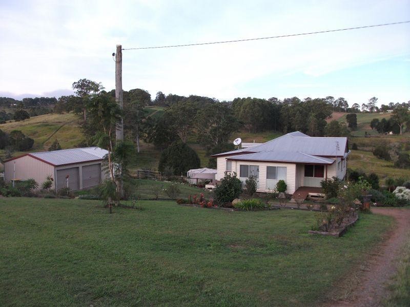 112 Hood Road, Veteran QLD 4570