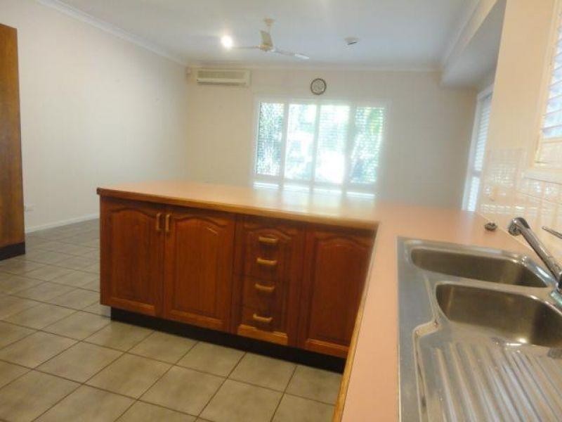 22 Dolphin Crescent, Noosaville QLD 4566