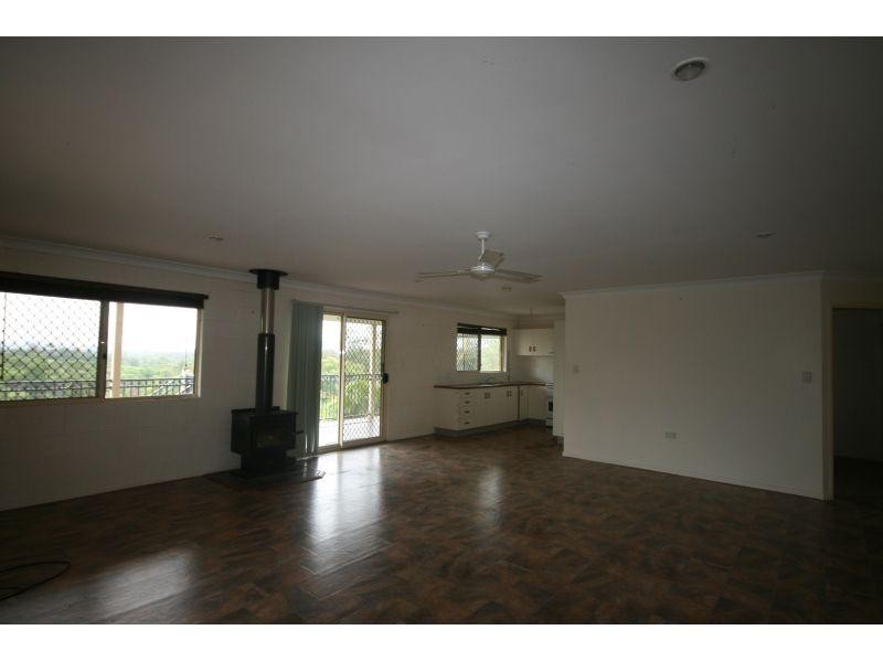 171 Rammutt Road, Chatsworth QLD 4570