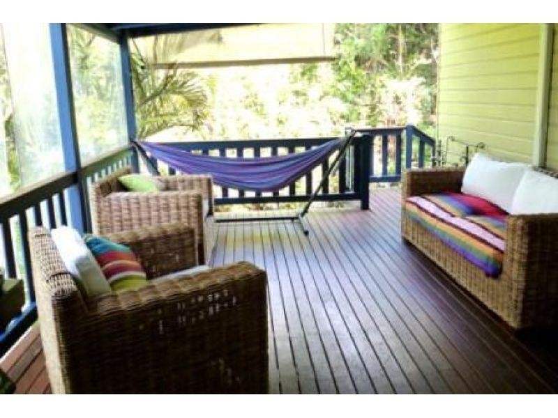 3 Southern Cross Parade, Sunrise Beach QLD 4567