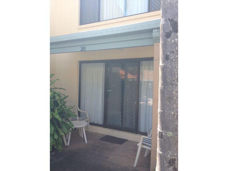 20/27 Munna Crescent, Noosaville QLD 4566