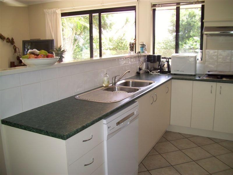 21 Dayspring Street, Sunrise Beach QLD 4567