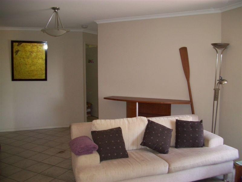 21 Dayspring Street, Sunrise Beach QLD 4567